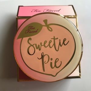 NWT Too Faced Bronzer